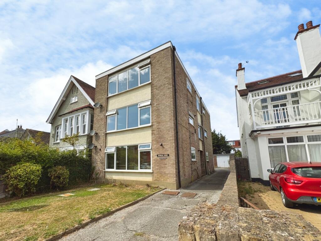 Main image of property: Leigh Road, Leigh-On-Sea