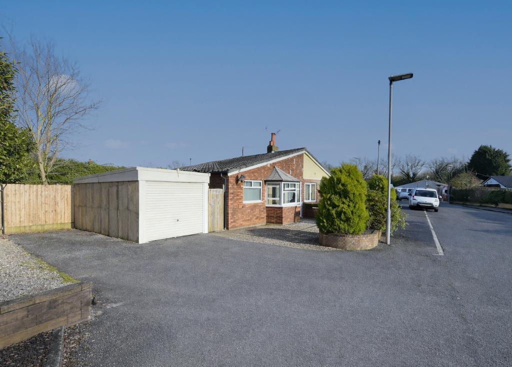 Shepherds Close, Greenmount, Bury, BL8 4BL photo 2