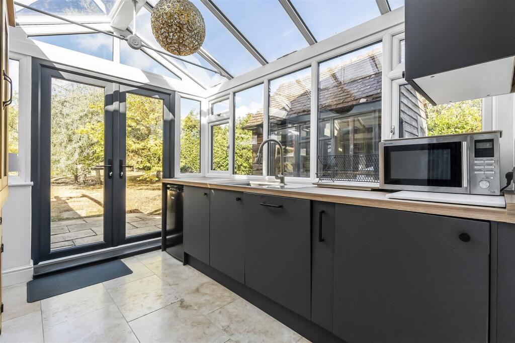 House in Tandridge, Godstone - View 5