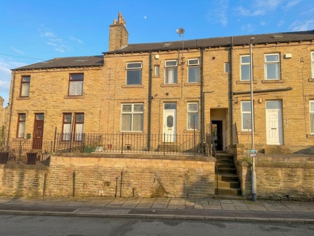 Main image of property: Thorne Road, Huddersfield, HD1