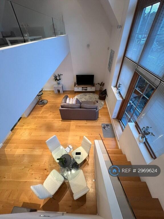 Apartment in Twickenham - View 5
