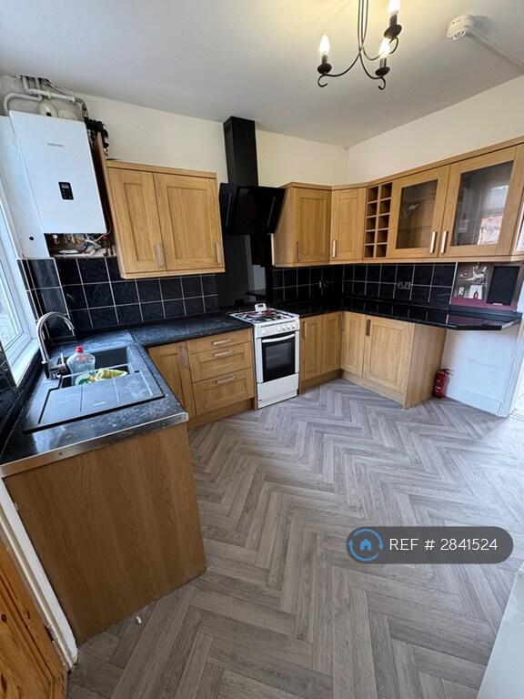 House in Nottingham, Whitemoor - More