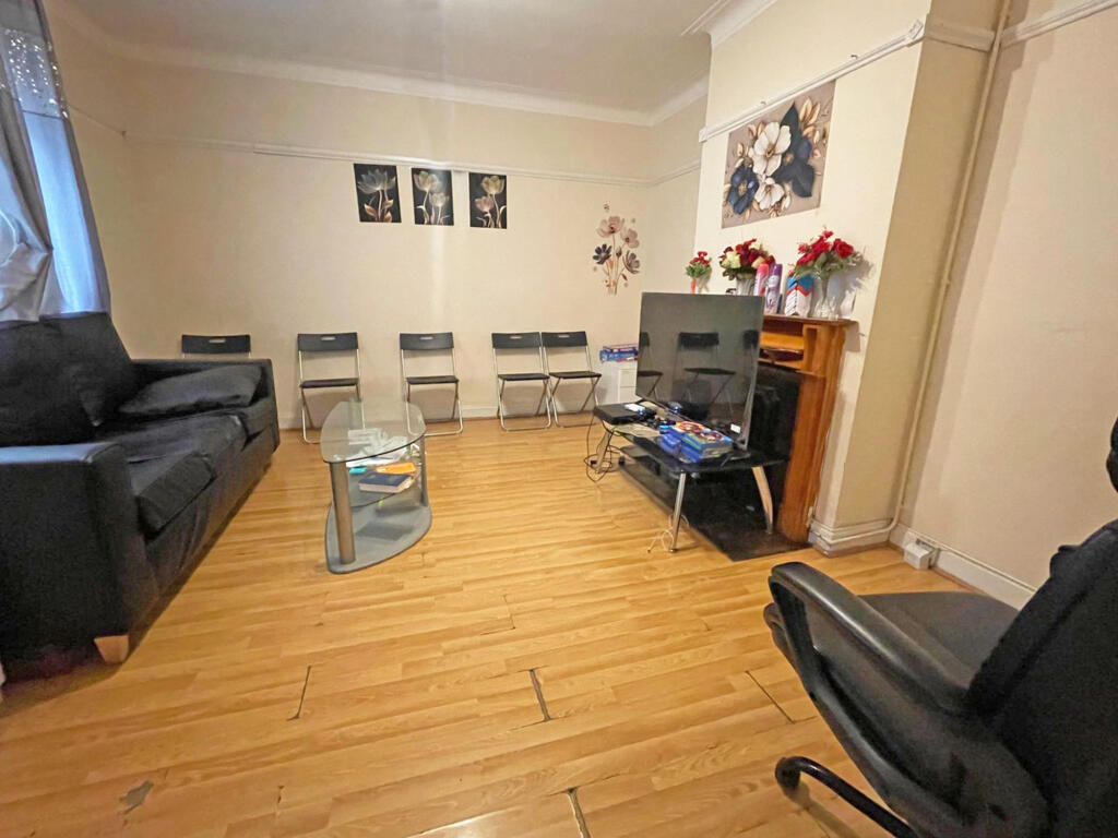 Aston Street, London, E14 photo 2