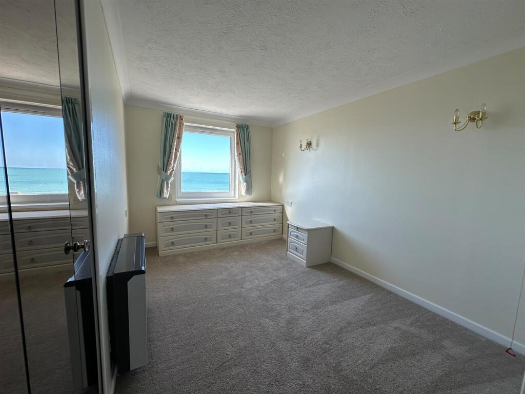 Apartment in Brighton - More