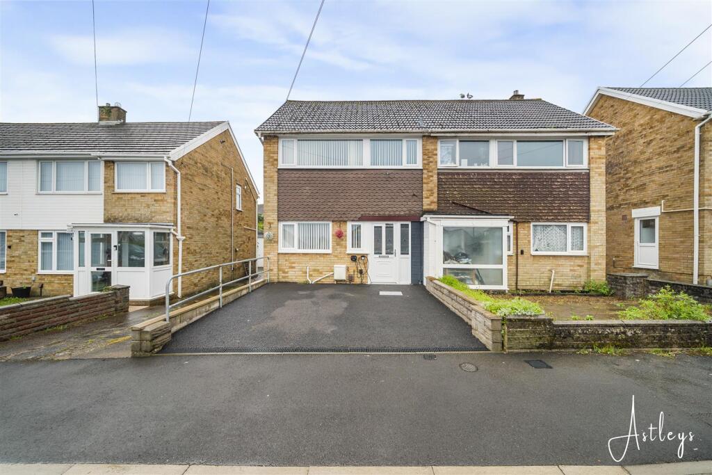 Main image of property: Penrhiw Road, Morriston, Swansea