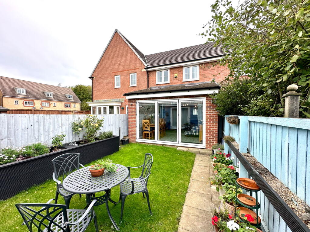 Mossley Place, Penistone, Sheffield, S36 6FH photo 4
