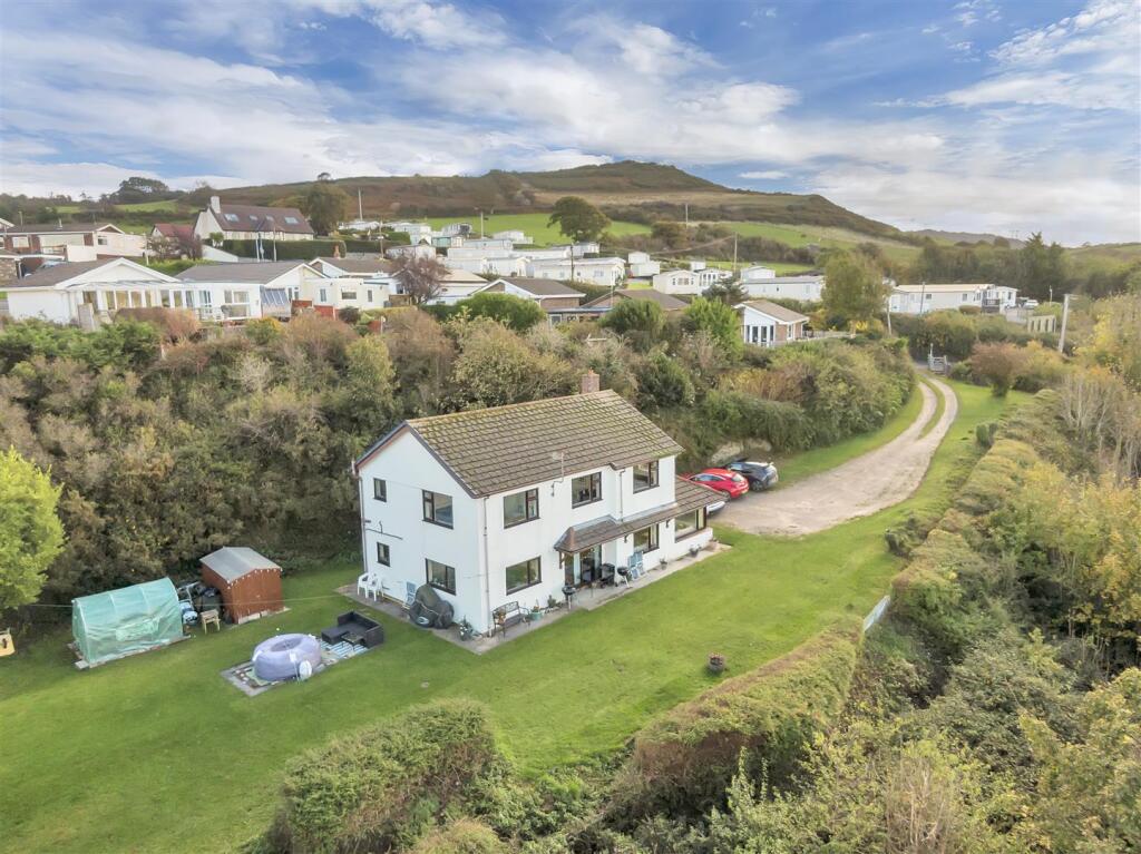 3-bed house on Old Highway, Colwyn Bay, £600,000