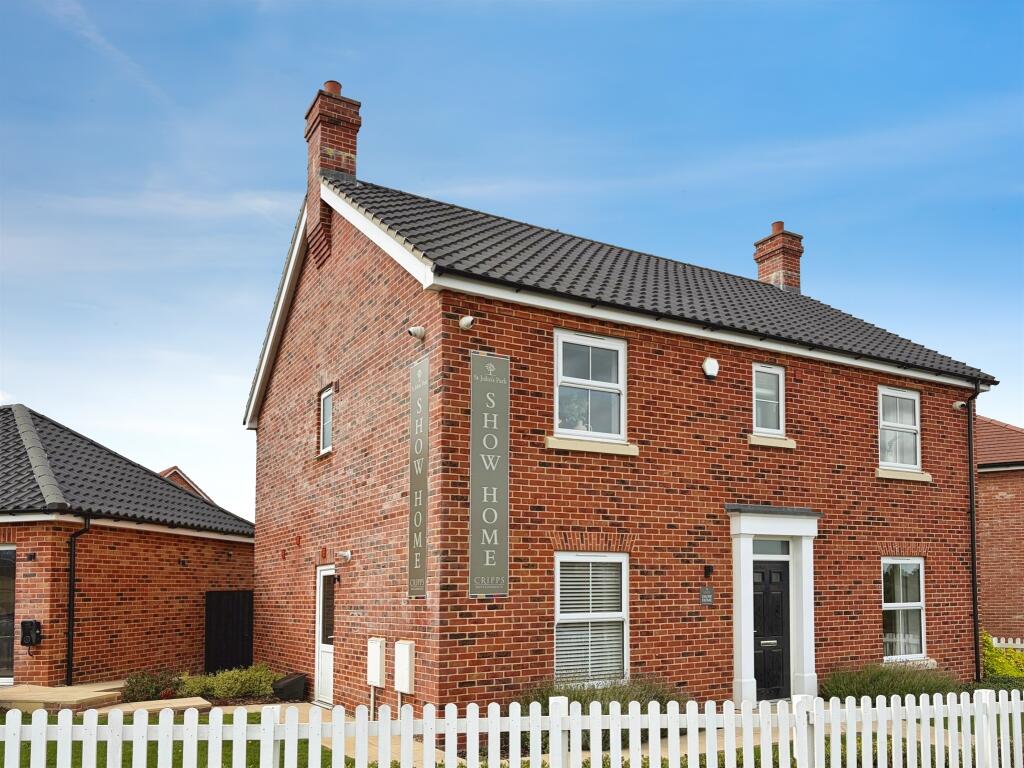 House in Norwich - More