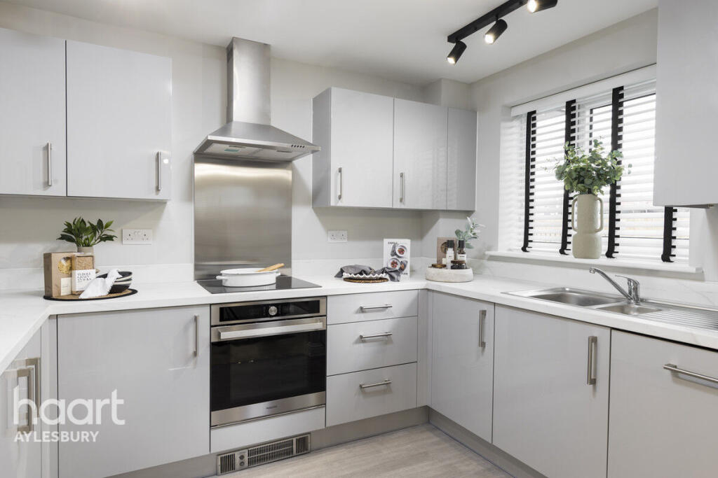 Apartment in Hemel Hempstead - View 5