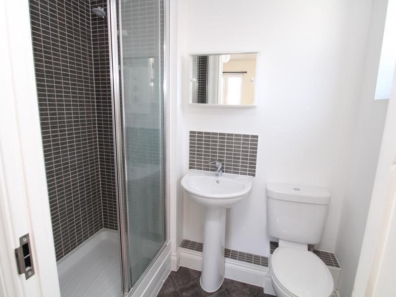 Apartment in Swindon - View 5