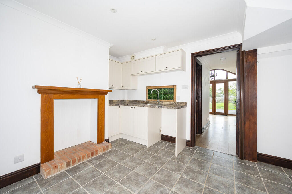 House in Braintree, Pentlow - View 3