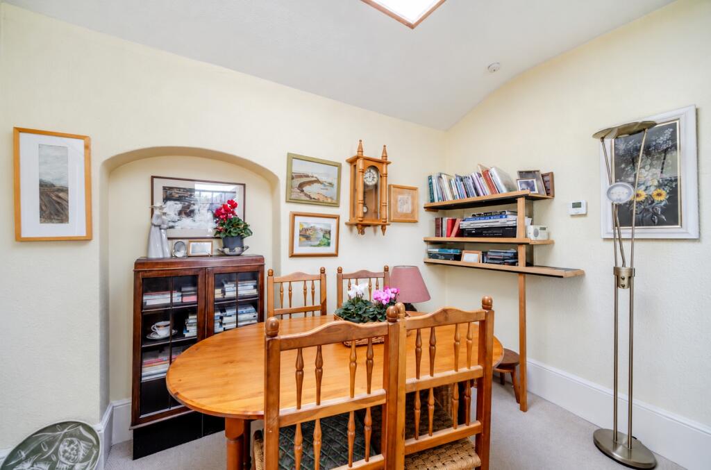 Apartment in Vale of White Horse, Longcot - More