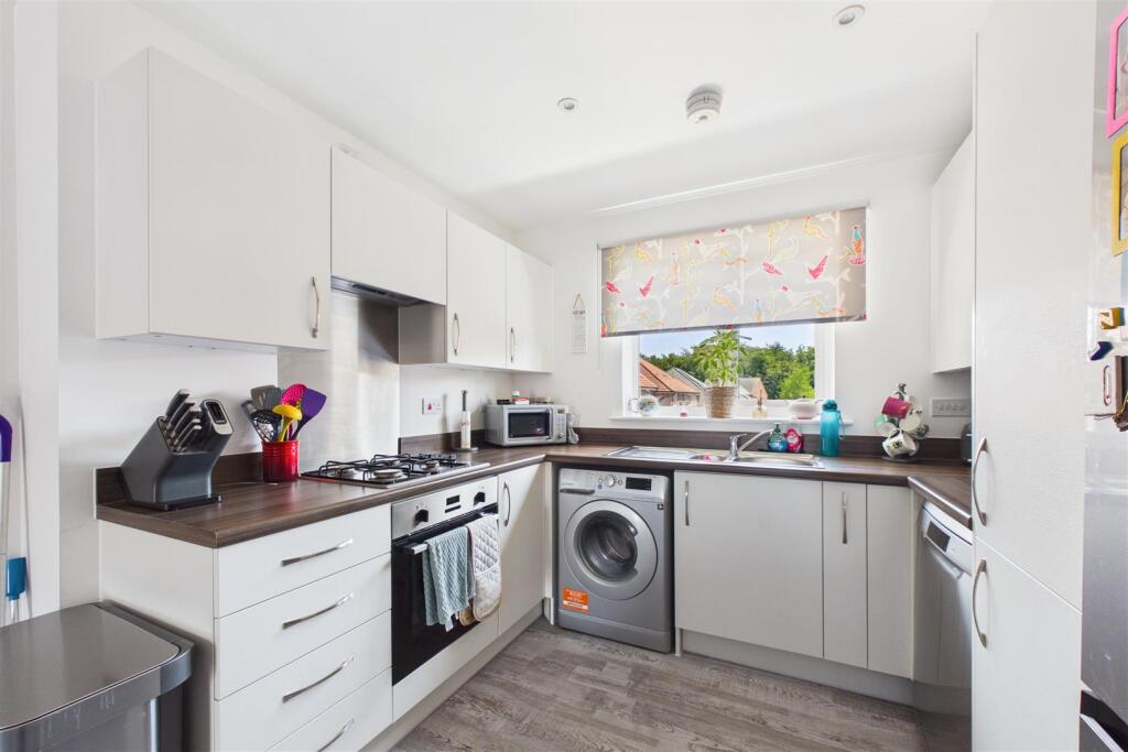 Apartment in Chichester, Oving - More
