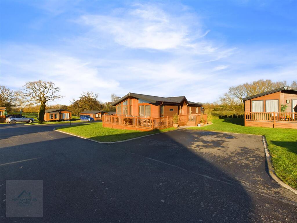 Main image of property: Luxury Lodge, Royal Vale, London Road, Allostock, Knutsford