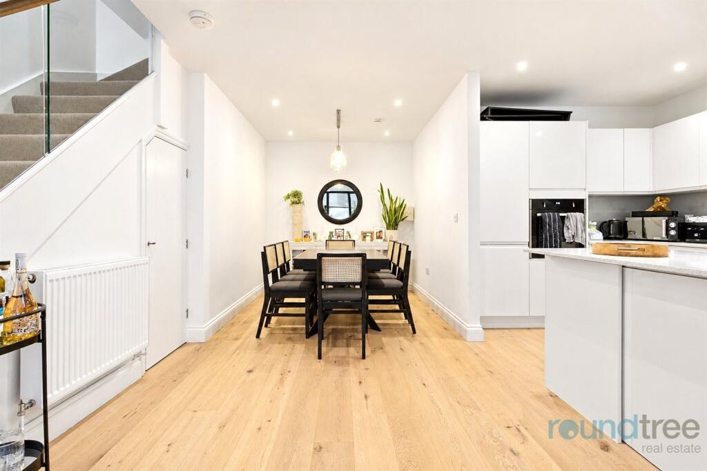 Apartment in London, Hendon - View 4
