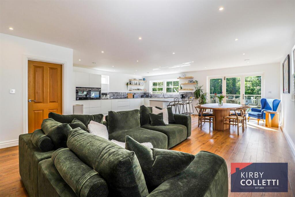 House in Broxbourne, High Leigh Garden Village - View 3