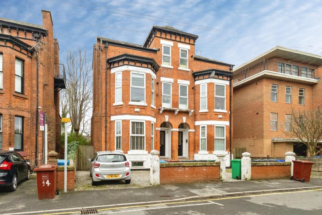 Main image of property: Central Road, Didsbury, Manchester, Greater Manchester, M20