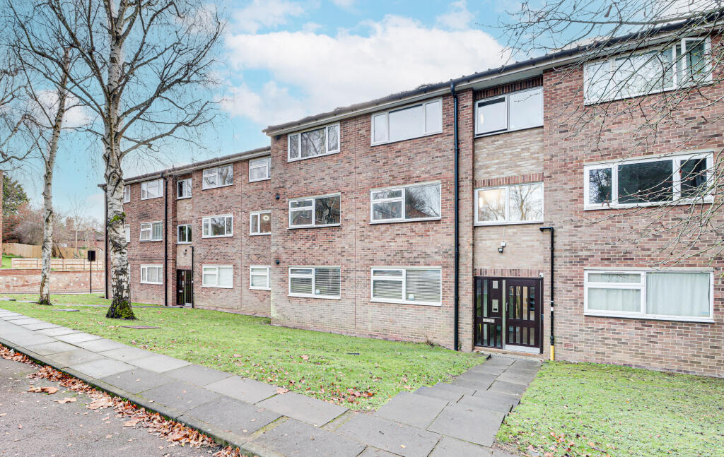 Main image of property: Aysgarth Close, Harpenden, AL5