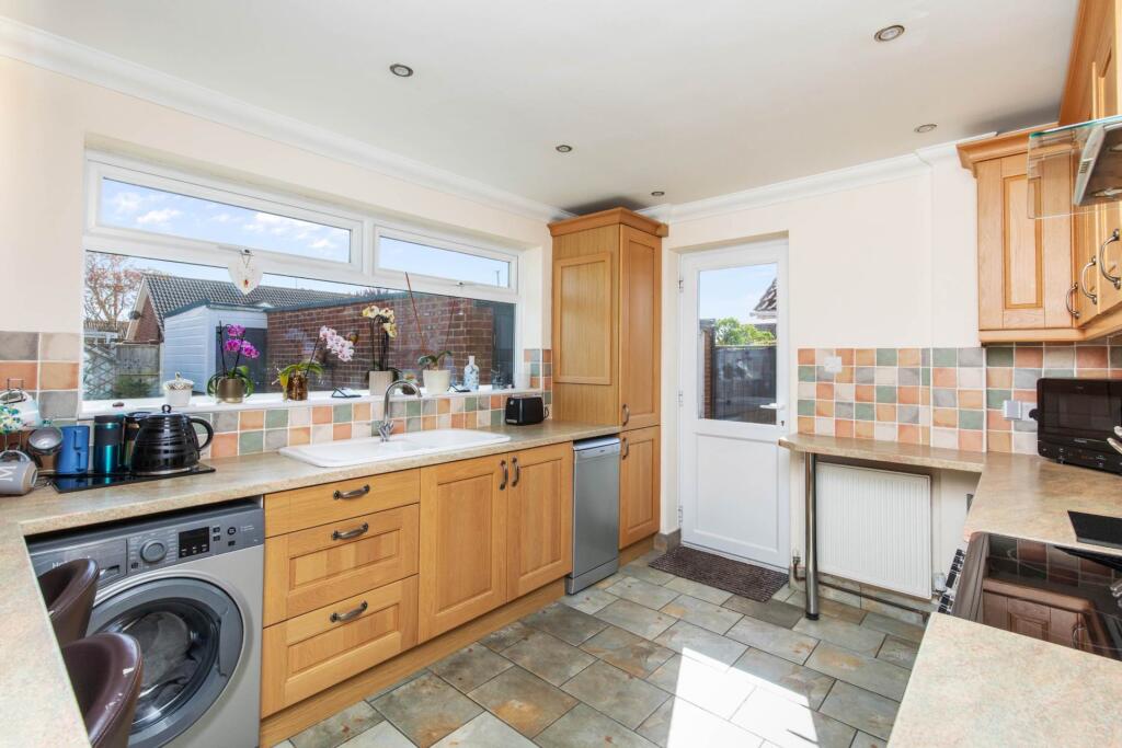 House in Worthing, Durrington - View 5