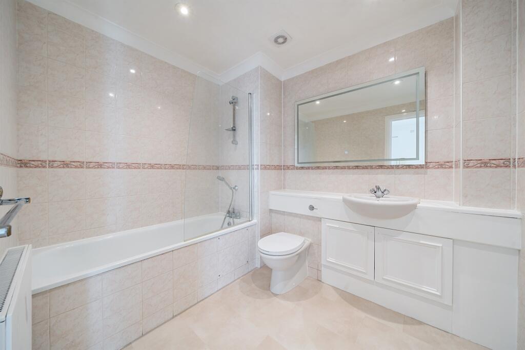 Main image of property: Kennington Lane, London