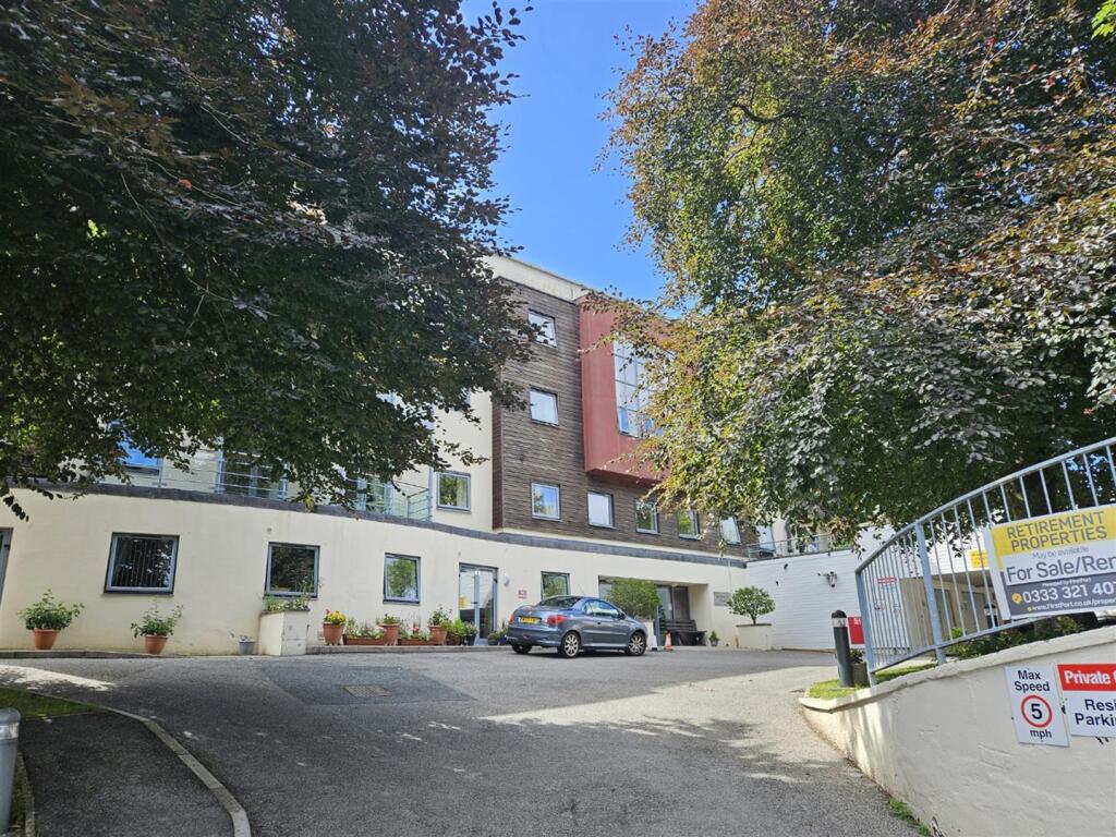Main image of property: 20 Station Road, Plympton, Plymouth