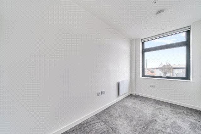 Apartment in Twickenham - View 4