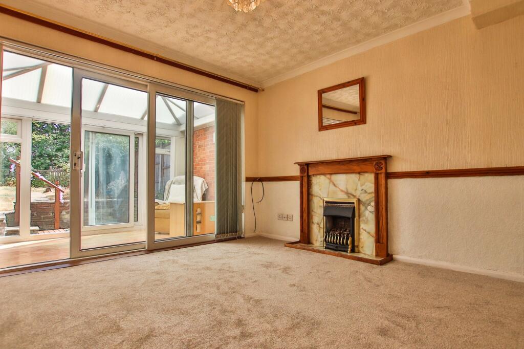 House in Worcester - View 3