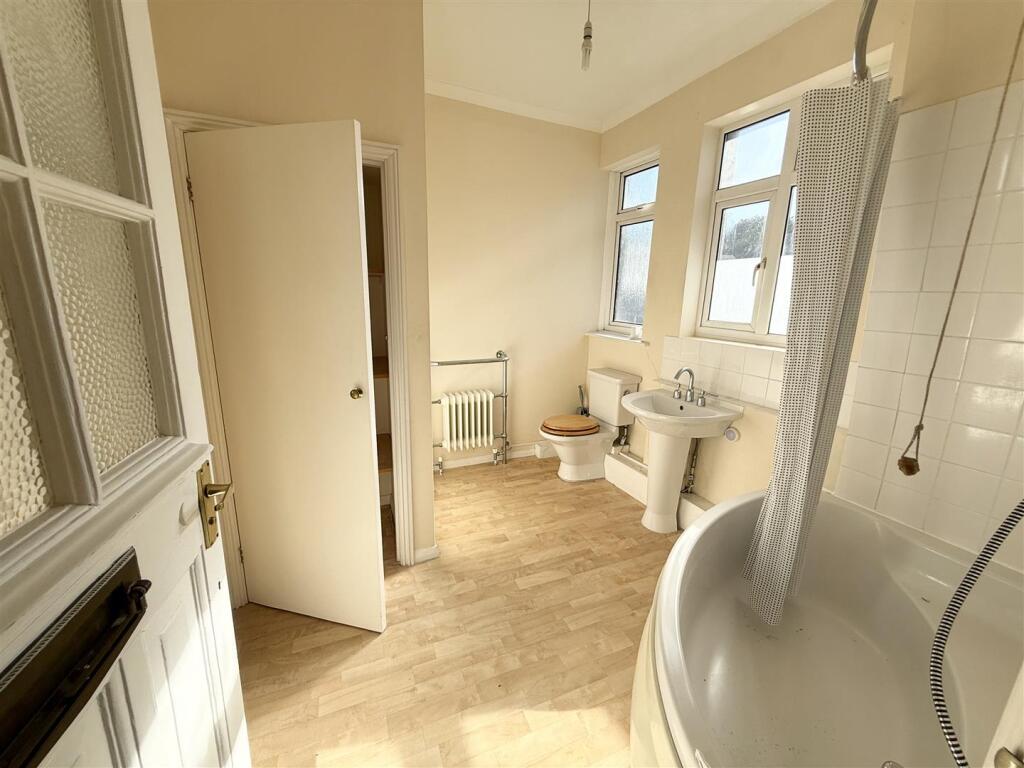 Apartment in Newhaven - View 5
