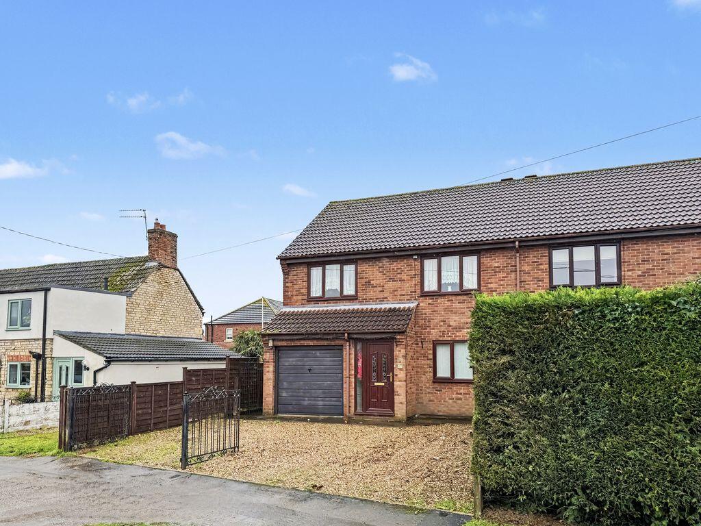 Main image of property: 57 Lincoln Road, Metheringham, Lincoln