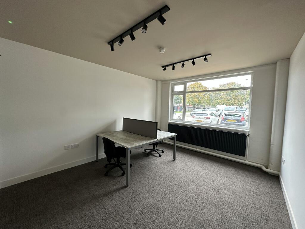 Base Business Space, Managed Office Space – L6