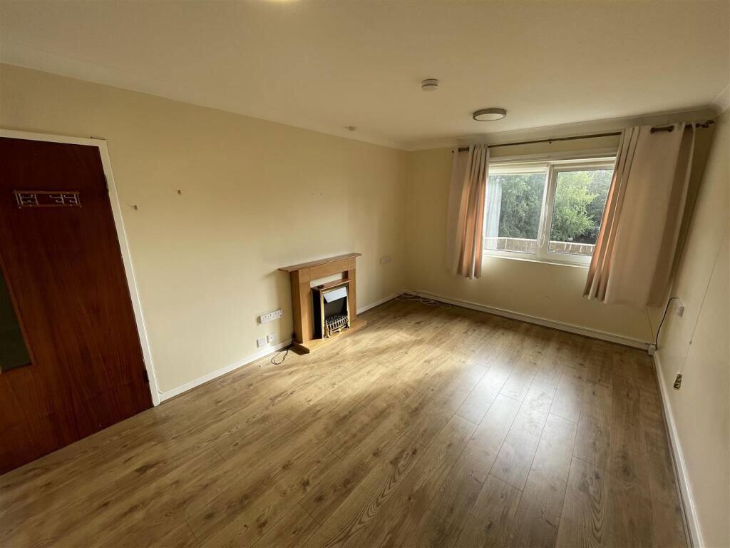 Apartment in Chester - View 4