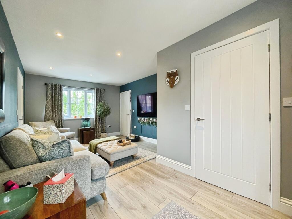 House in Bradford - View 4
