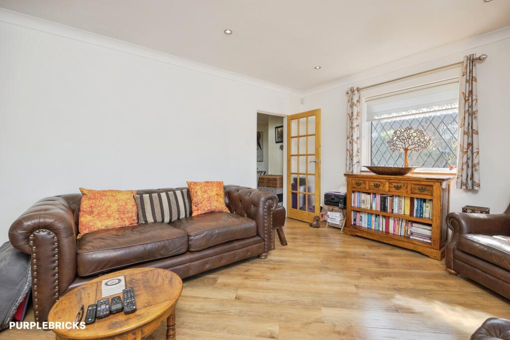House in Tonbridge - View 4