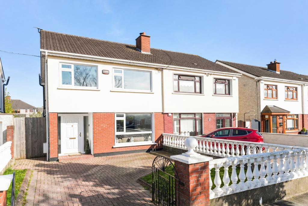 Main image of property: 72 Willow Park Road, Glasnevin, Dublin 11, D11 K258
