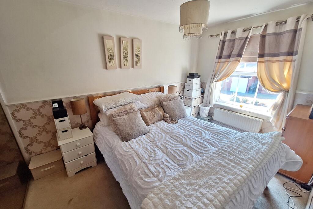 House in Luton, Bramingham Park - More