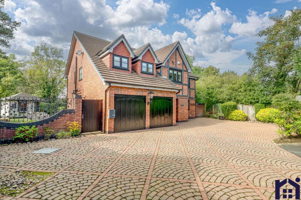 Main image of property: The Green, Eccleston, PR7 5SX