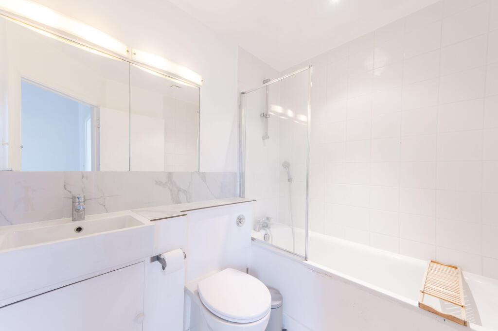 Apartment in London - View 4