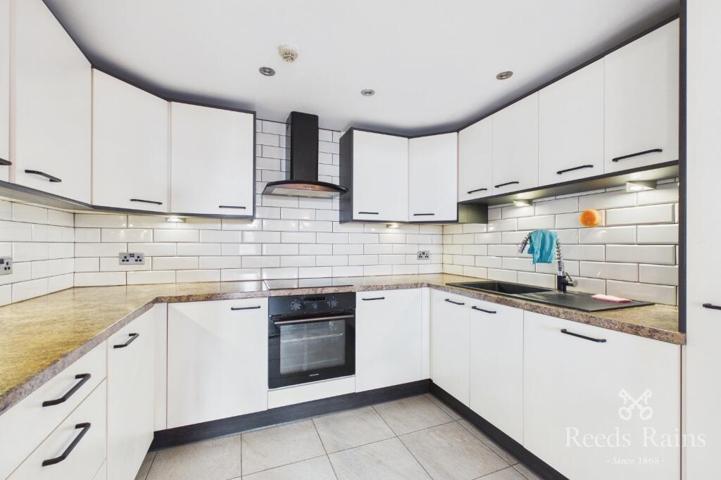 Apartment in Liverpool - View 4