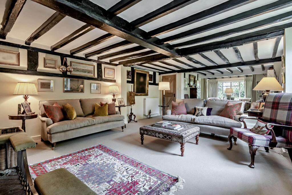 Sprats Hatch Lane, Dogmersfield, Hook, Hampshire - View 5
