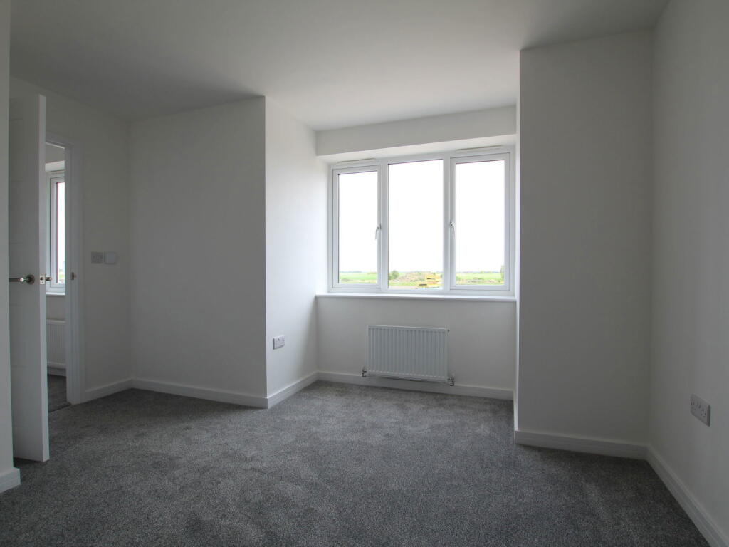 Plot 1, Berryfield, March photo 4