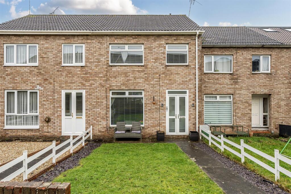 Main image of property: Rodborough Way, Kingswood, Bristol