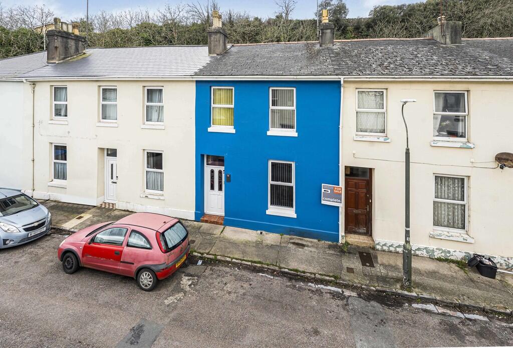 Main image of property: Parkfield Road, Torquay, TQ1 4AN