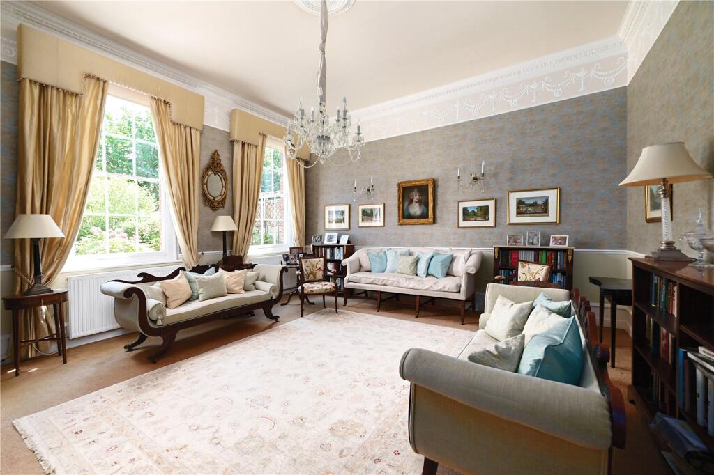 House in Hart, Winchfield - View 2