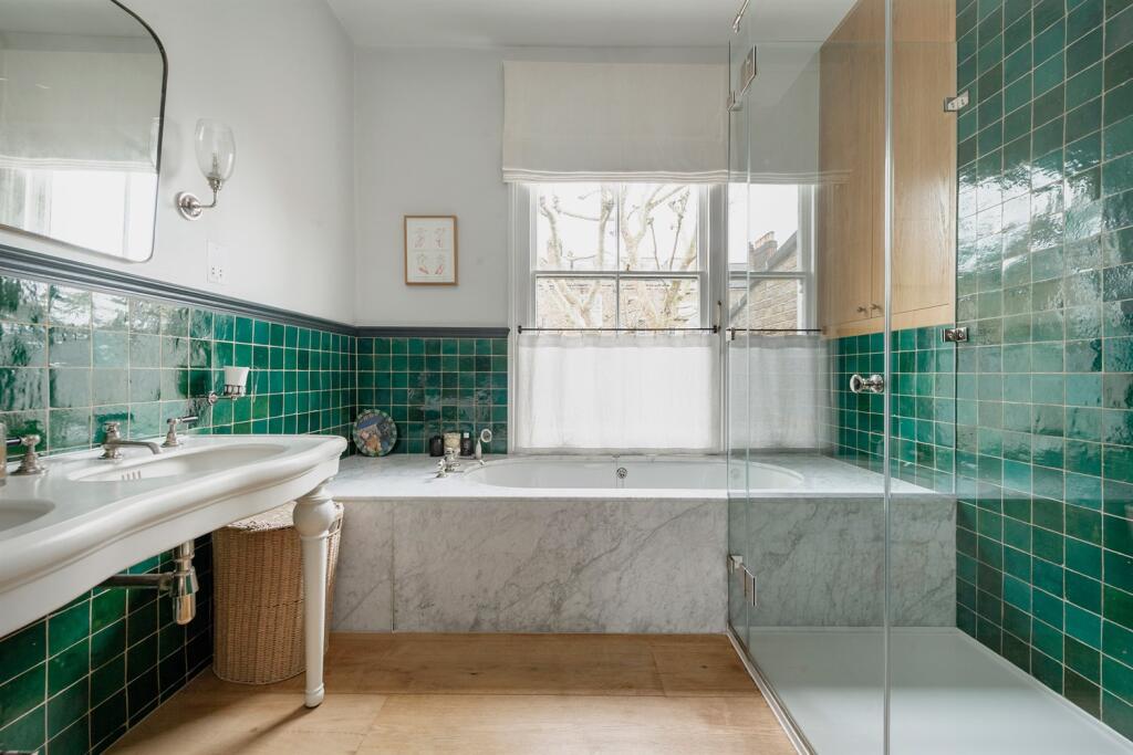 Chesterton Road, London, W10 photo 4