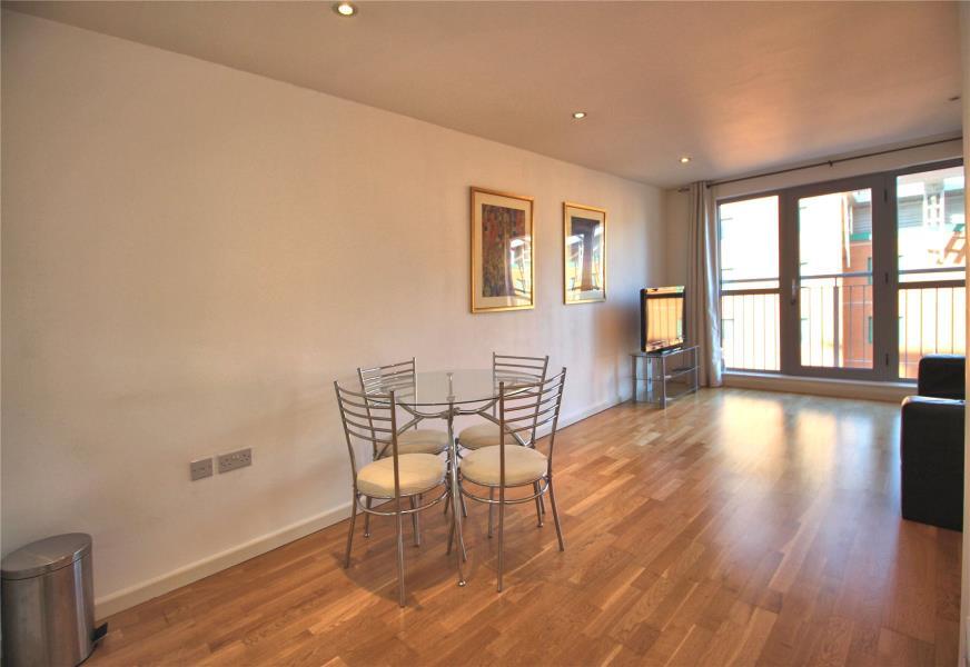Apartment in Guildford - View 3