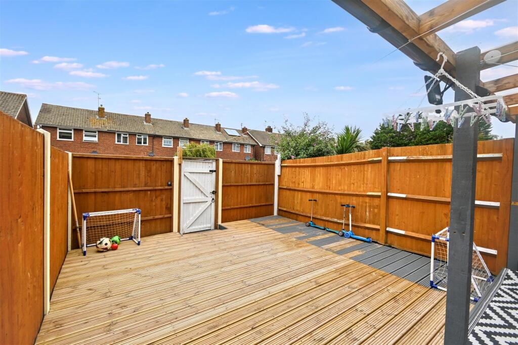 House in Eastbourne, East Sussex - View 4
