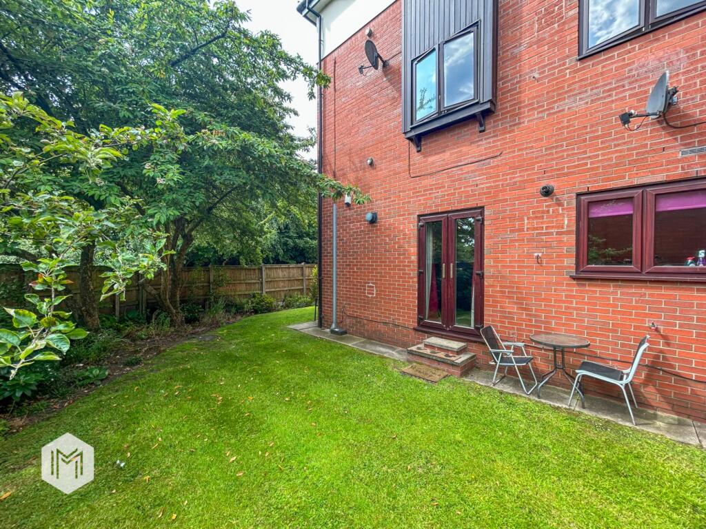 Dean Court, Bolton, BL1 photo 4