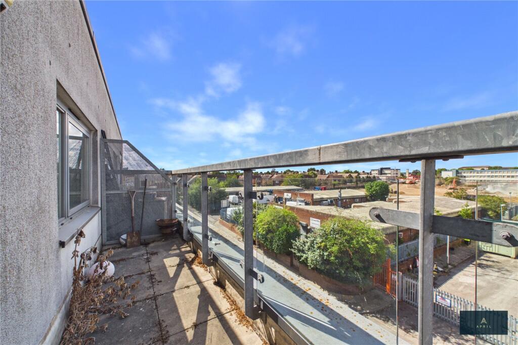 Property photo 11