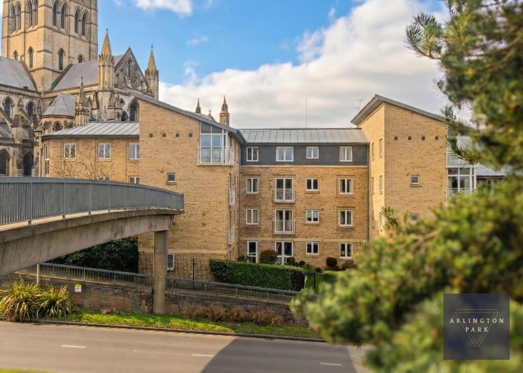 Main image of property: Royal Arch Court, Earlham Road, Norwich