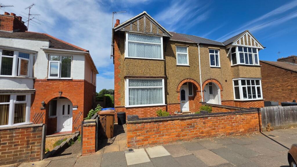 House in Northampton, Far Cotton and Delapre